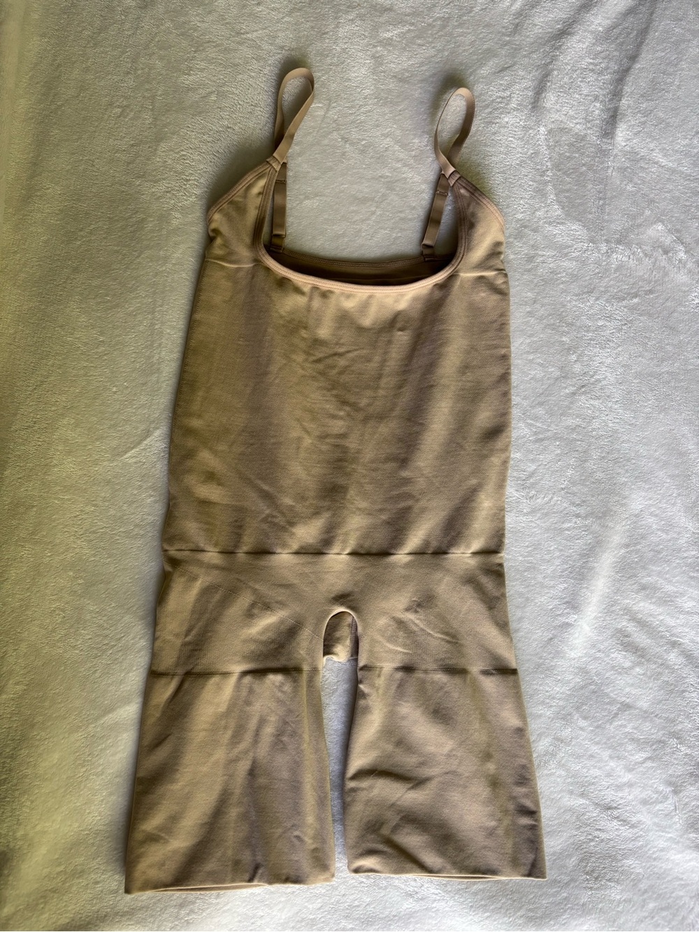 SKIMS Tan Stretch Scoop-Neck Bodysuit Shapewear with Adjustable Straps